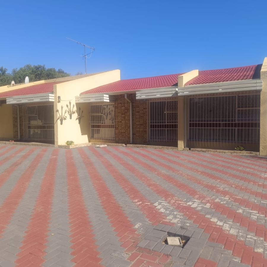 4 Bedroom Property for Sale in Sasolburg Ext 11 Free State